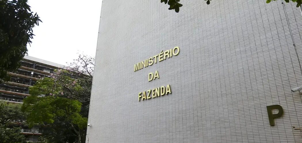 Economia: Brasil capta US$ 4,5 bilhões com emissão de títulos no mercado internacional