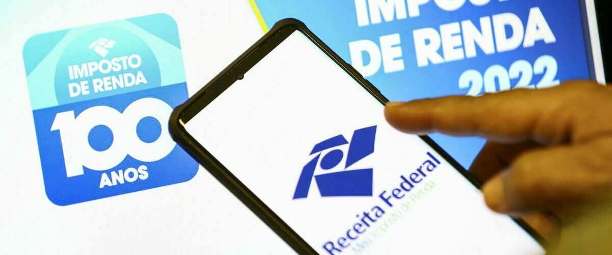 Economia: Governo envia alertas sobre Imposto de Renda pelo Gov.br e WhatsApp