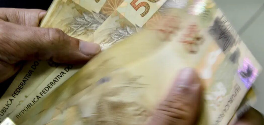 Economia: Mercado reduz previsão da inflação para 3,97% em 2026, aponta Focus