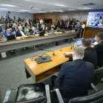 Política: CPMI apresenta relatório final