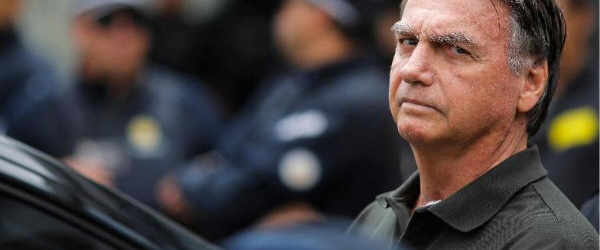 Política: Saúde de Bolsonaro segue estável