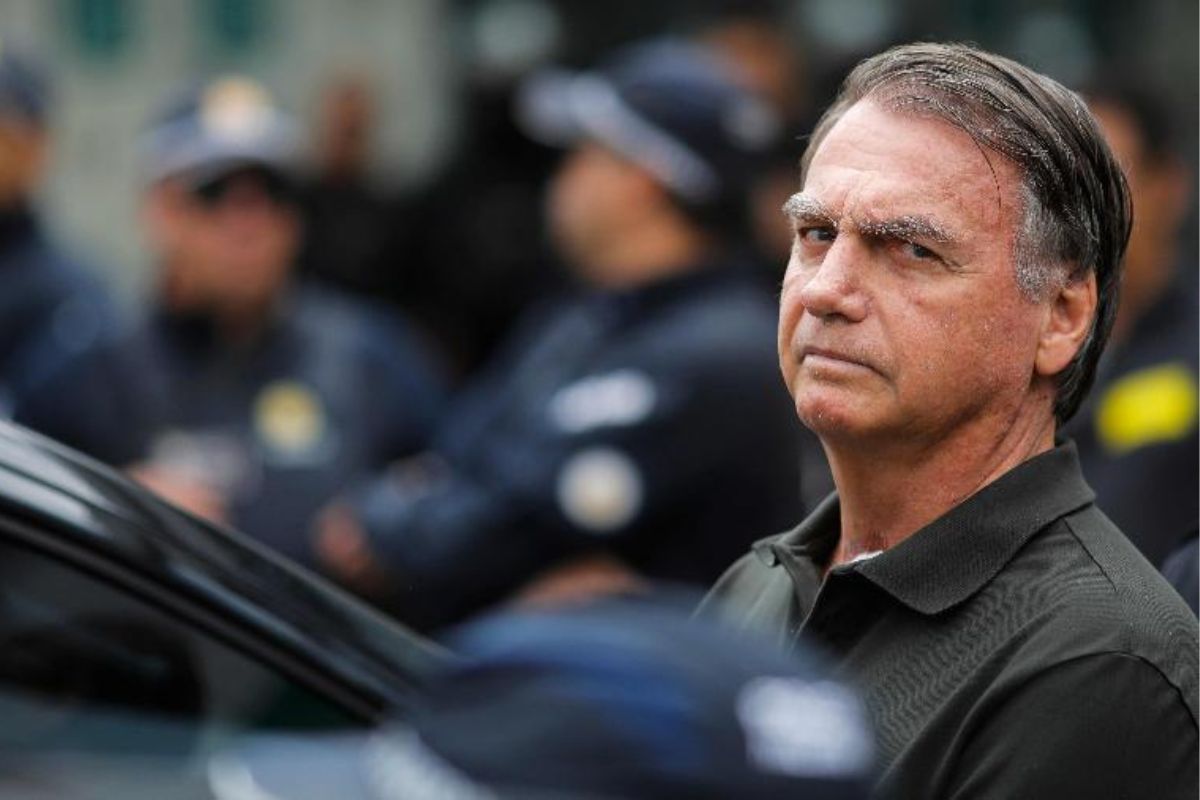 Política: Saúde de Bolsonaro segue estável