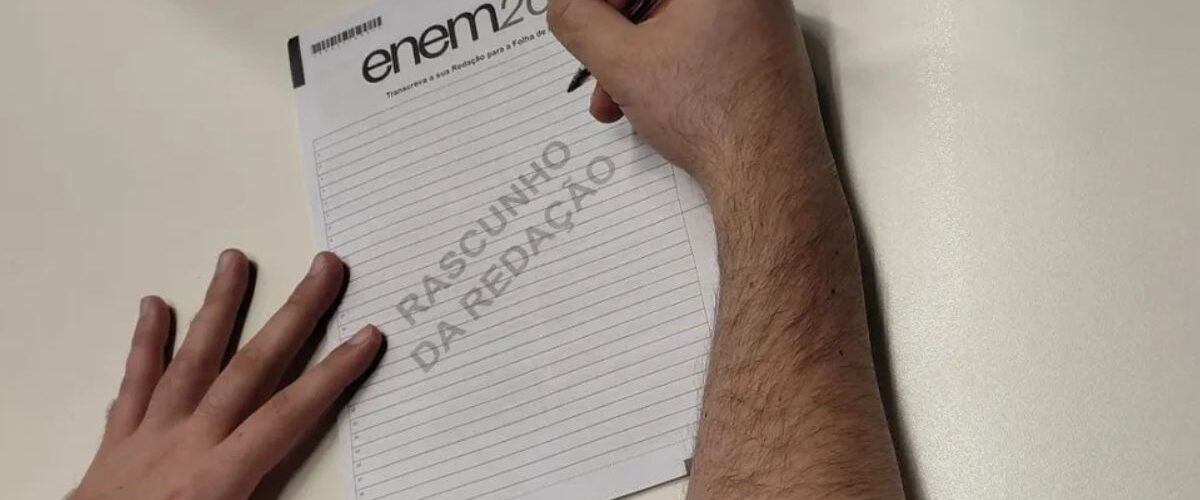 Educação: Inep divulga espelhos com erros