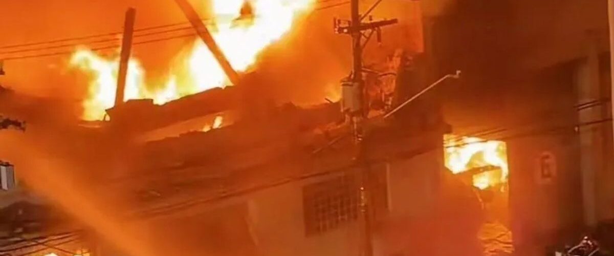 Prejuízo: Incêndio atinge centro de SP