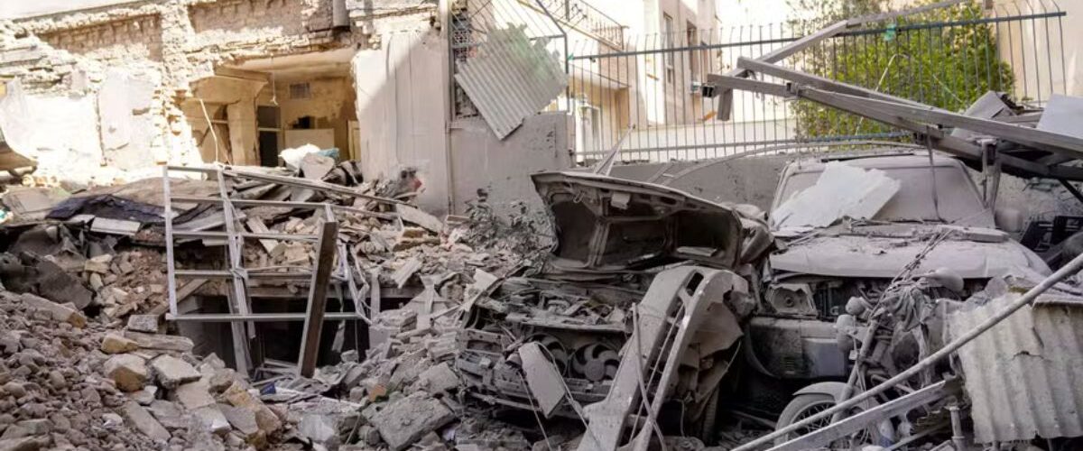 Conflito: EUA confirmam mortes em ofensiva no Irã