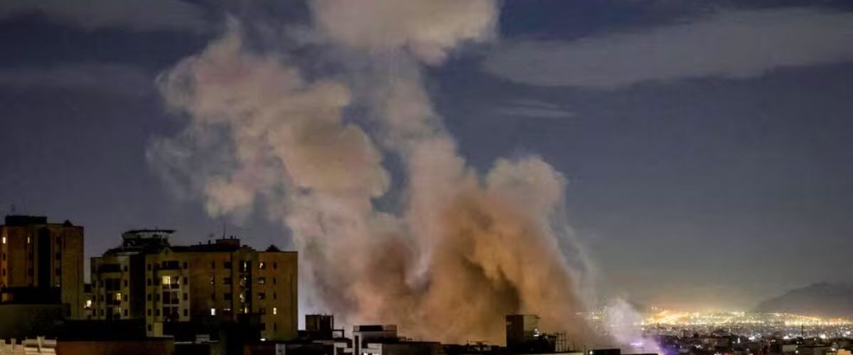 Diplomacia: Irã rejeita negociar com EUA