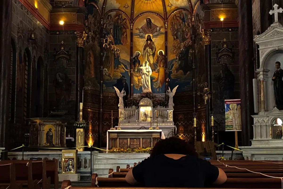 Direito: Regulamentação jurídica fortalece igrejas