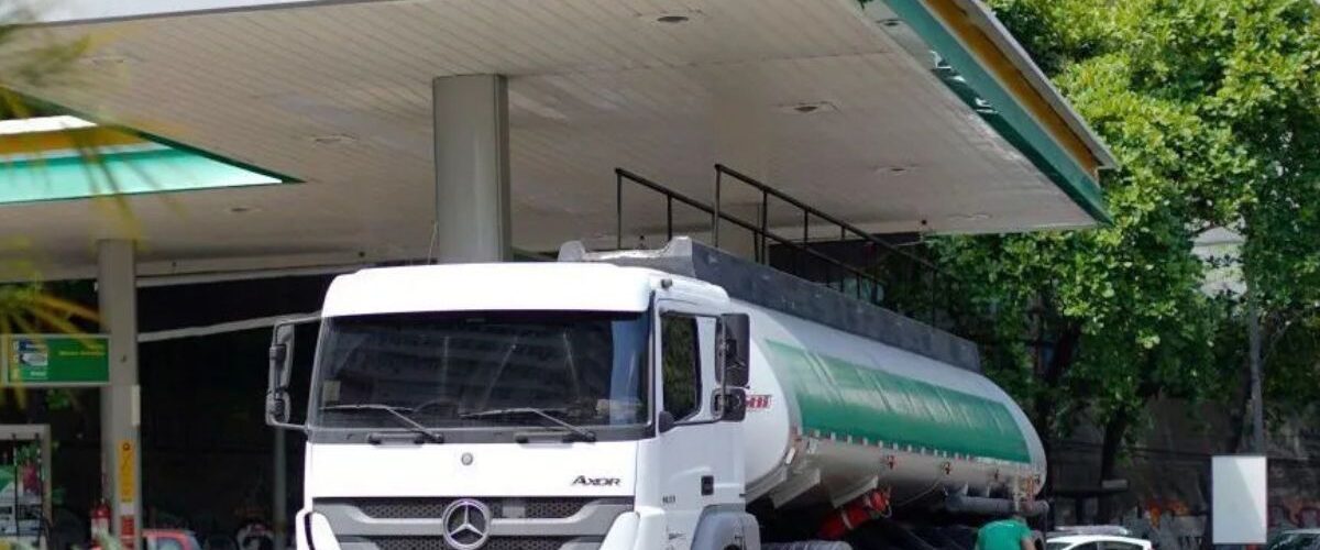 Economia: Petrobras evita repasse da volatilidade