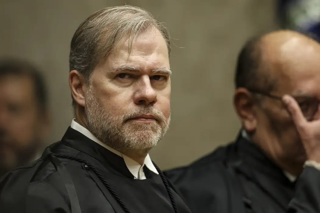 Justiça: Toffoli se declara suspeito no STF