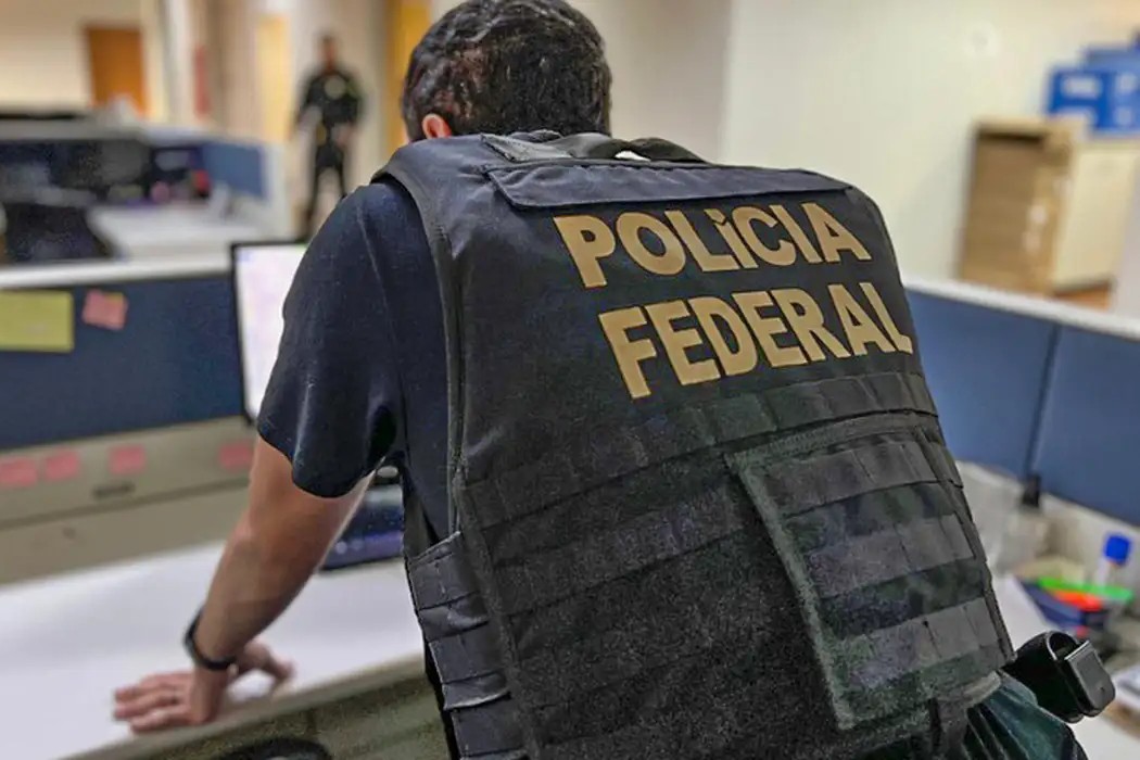 Polícia: PF mira lavagem e evasão