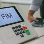 Política: Prazo para deixar cargos termina neste sábado