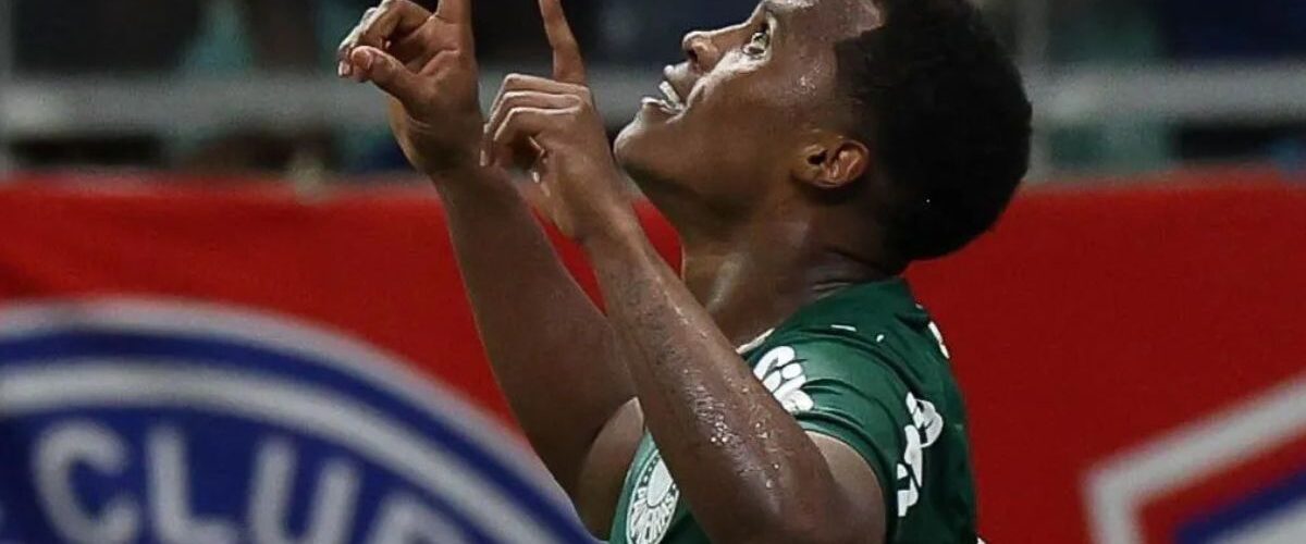 Esporte: Palmeiras vence Bahia e dispara na liderança