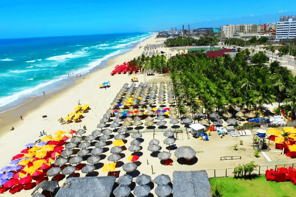 Cidades: Barracas da Praia do Futuro são regularizadas