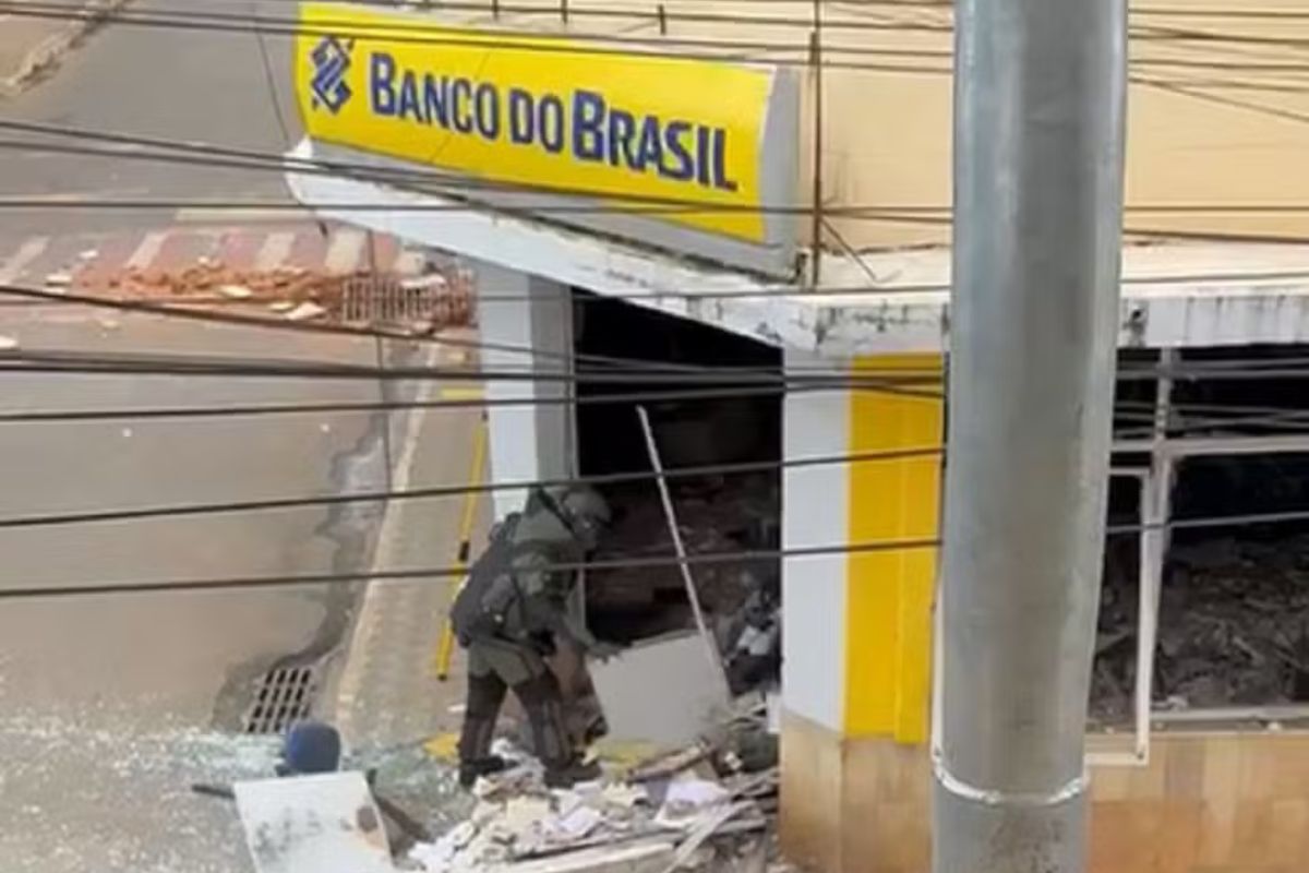 Segurança: Ataque explode banco e assusta cidade mineira