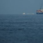 Mundo: EUA anunciam bloqueio a portos do Irã após impasse