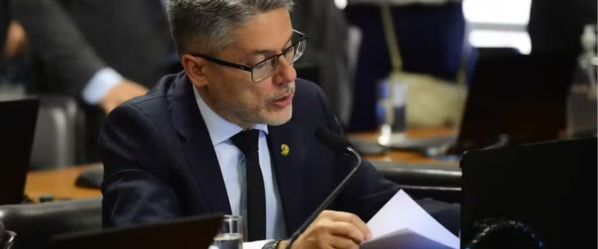 Política: CPI rejeita relatório contra ministros do STF