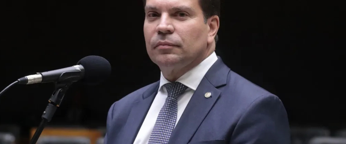 Investigação: PF localiza Ramagem nos EUA