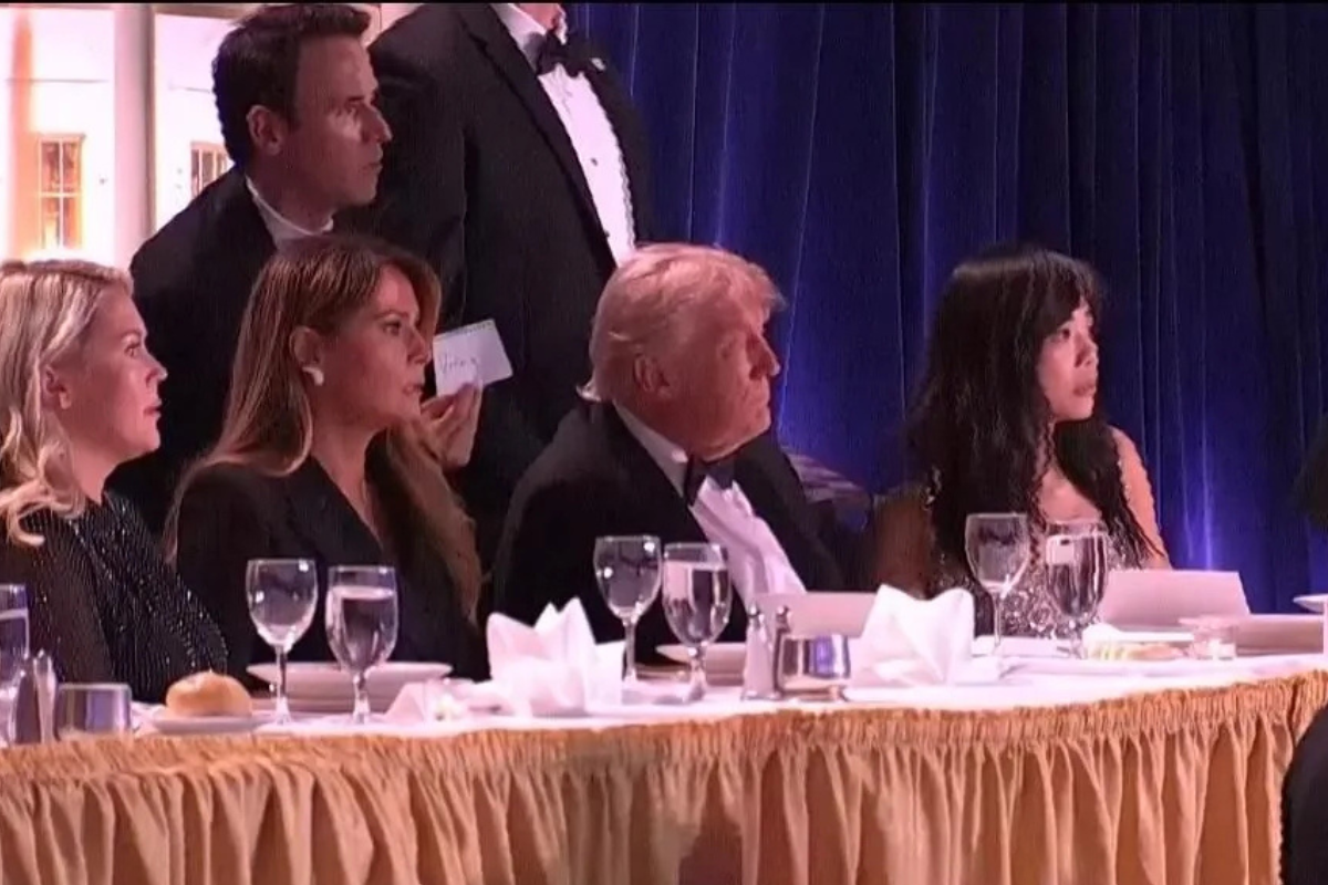 Urgente: Trump é retirado de evento após alerta de tiros