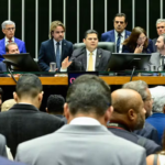 Política: Congresso derruba veto e muda regras penais