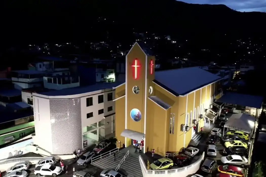 Fé: Igreja de São Jorge no Rio vira santuário