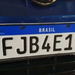 Trânsito: Placas podem voltar a ter cidade e estado no Brasil