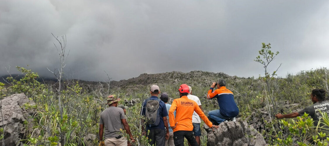 Erupção de vulcão deixa mortos na Indonésia
