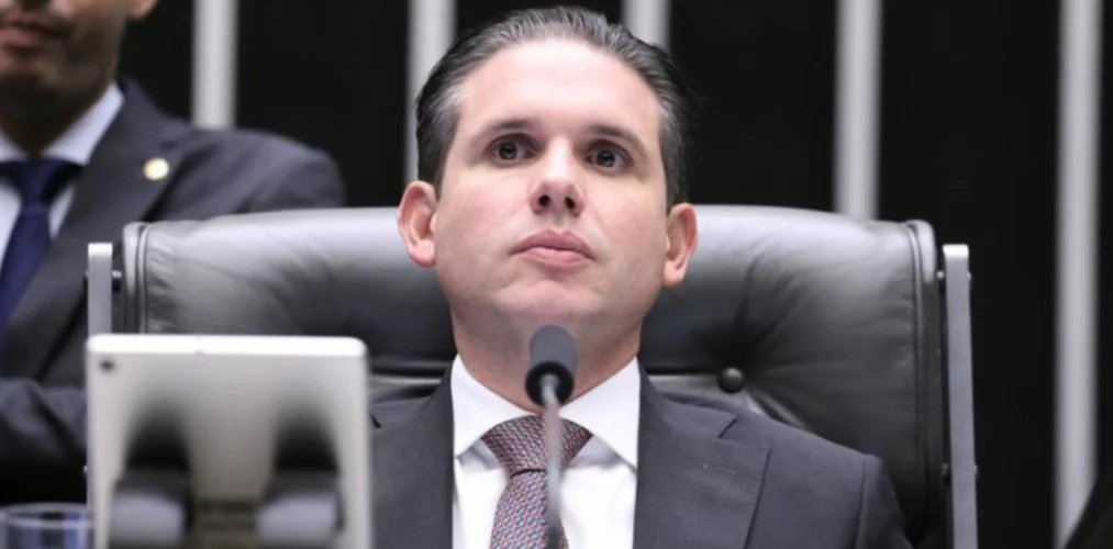 Hugo defende acordo para fim da escala 6x1