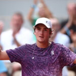 João Fonseca vence Djokovic em virada histórica
