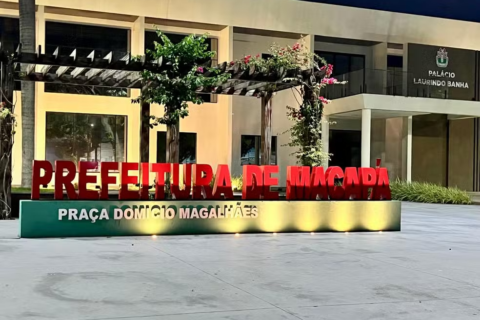 PF investiga ex-prefeito por milícia digital no AP