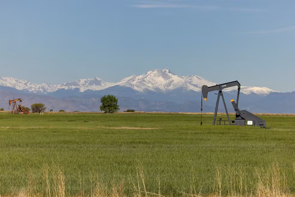 Petróleo dispara após ameaça de Trump ao Irã