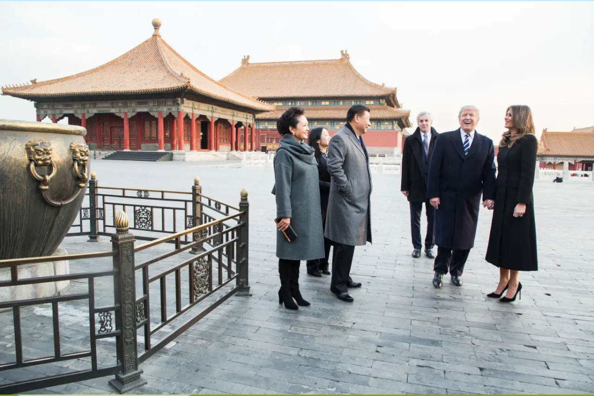Diplomacia: Trump volta à China em meio a tensão