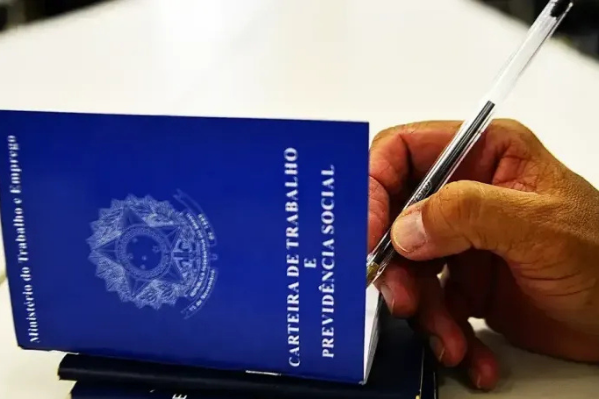 Trabalho: PEC da escala 6x1 terá relatório final