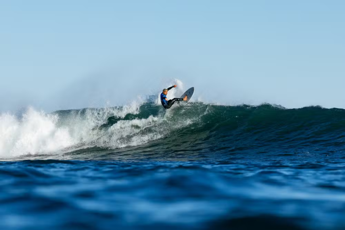 Surfe: Italo vence em Raglan e lidera WSL