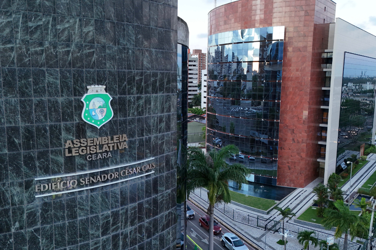 Concurso: Alece garante jornada de 30 horas