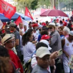 Sindicatos protestam contra escala 6x1 no país