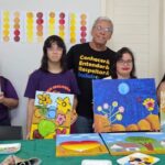 aula de pintura em projeto de inclusão social em Fortaleza