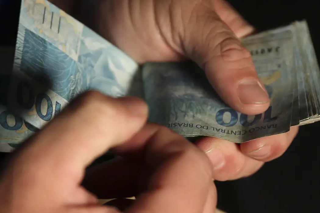 Finanças: FGTS pode ser usado para quitar dívidas