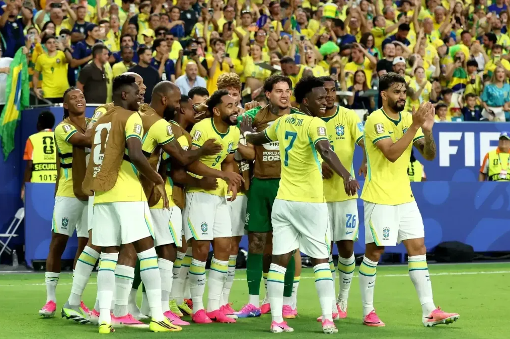 Brasil defende invencibilidade contra Japão