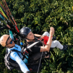 Ambiente: Pilotos de parapente atuam como reflorestadores