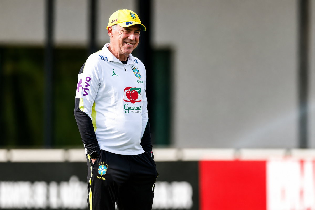 Copa: Ancelotti faz testes antes de estreia na Copa