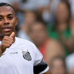 Justiça: Defesa de Robinho pede revisão ao STF