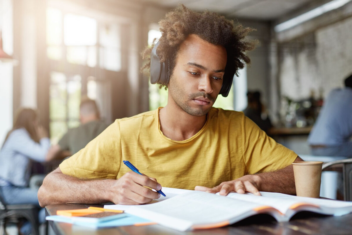 Dez cursos podem acelerar entrada no mercado de trabalho