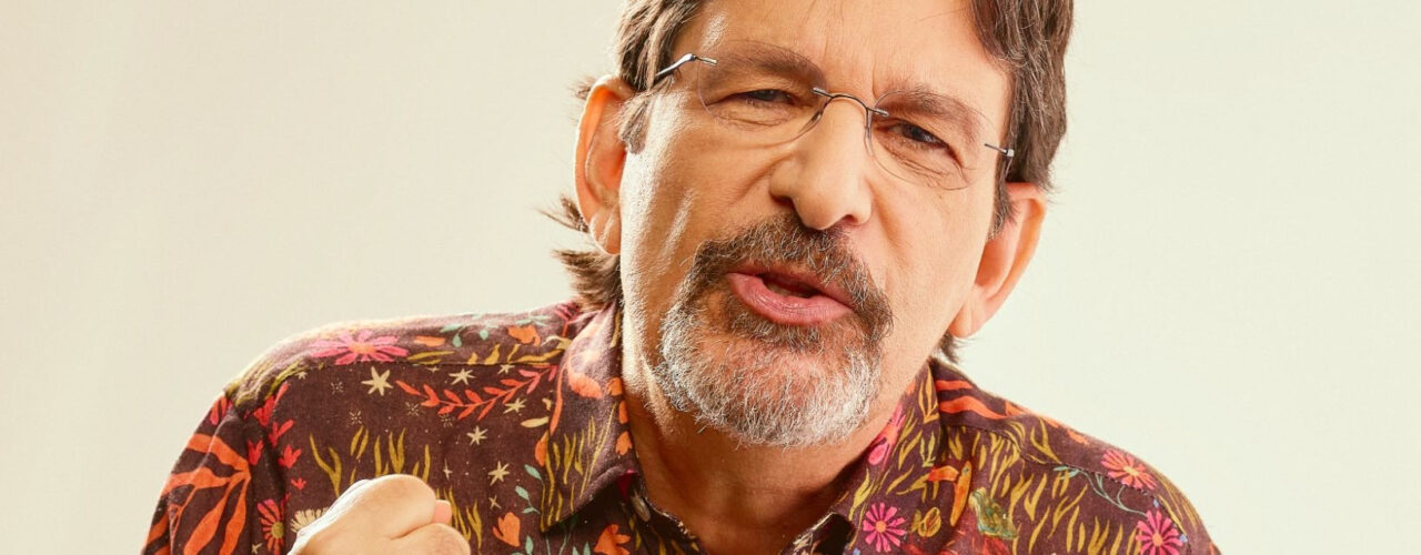Jessier Quirino abre Feira do Cordel em Fortaleza
