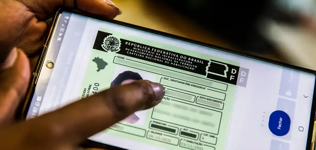 Lula sanciona renovação automática da CNH