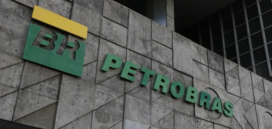 Petrobras reduz preço do diesel a partir desta segunda