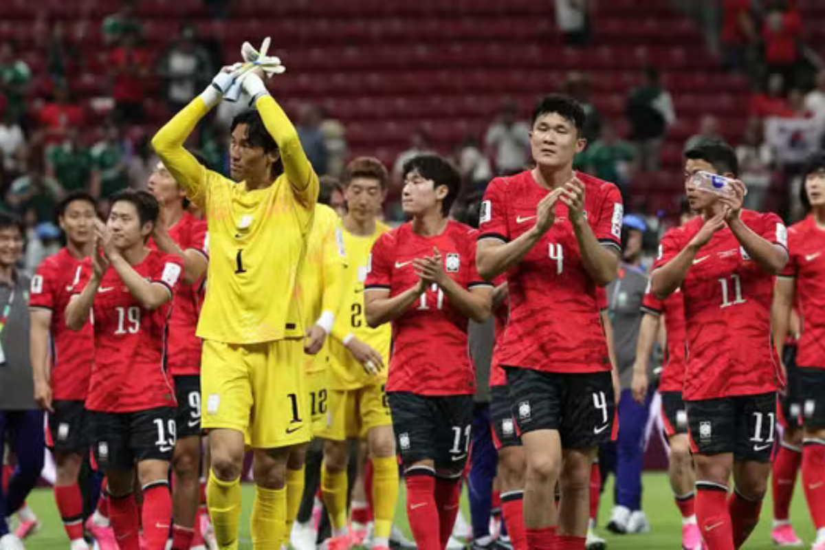 Copa: Coreia vira sobre Tchéquia na estreia