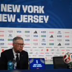 Copa: Ancelotti cobra evolução após empate