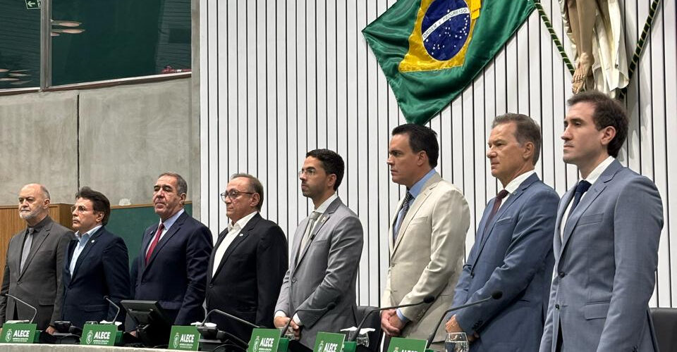 Seacec celebra 40 anos em sessão solene na Alece