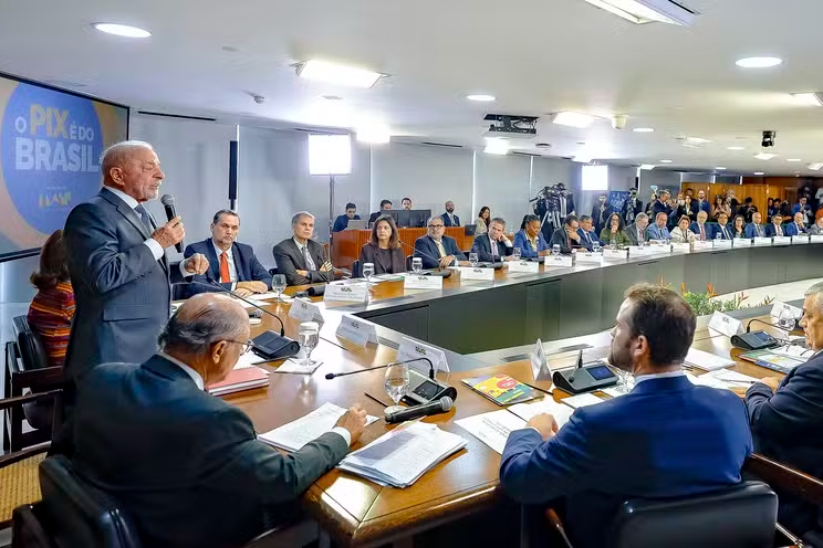 Tarifas dos EUA podem chegar a 37,5_ para o Brasil