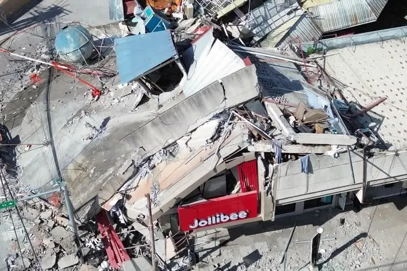 Terremoto nas Filipinas deixa 15 mortos e feridos
